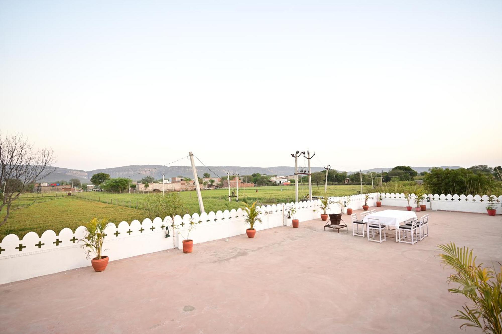 The Castle Crown - Hem Vilas Resort Ranthambhore Sawai Madhopur Exterior photo