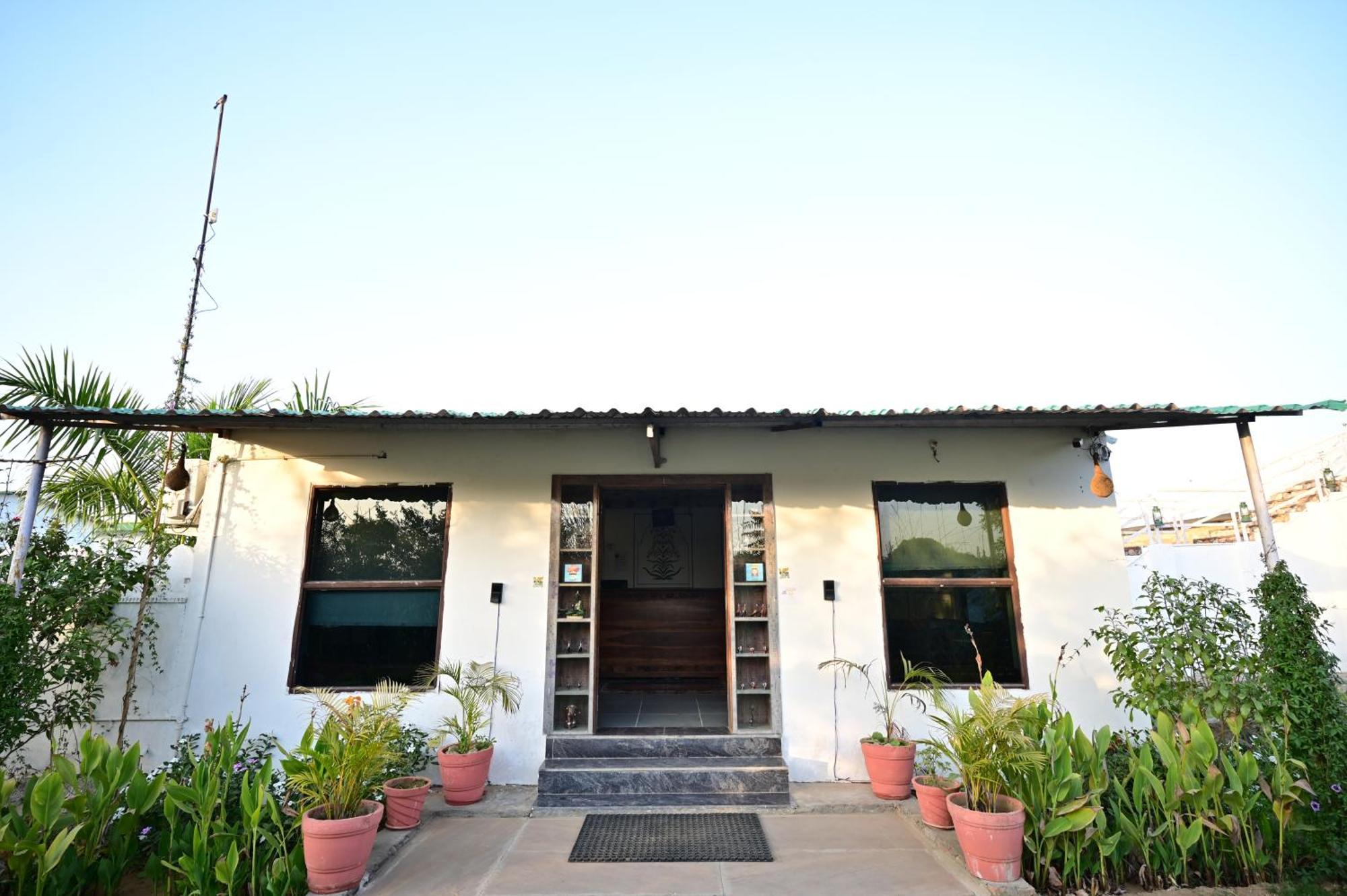 The Castle Crown - Hem Vilas Resort Ranthambhore Sawai Madhopur Exterior photo