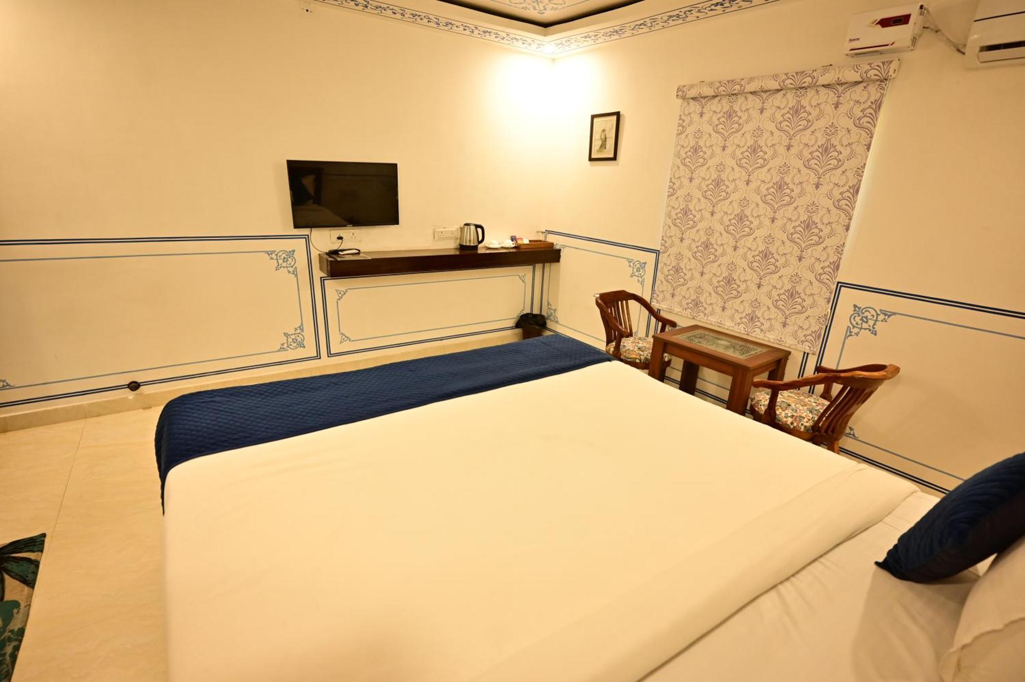 The Castle Crown - Hem Vilas Resort Ranthambhore Sawai Madhopur Exterior photo