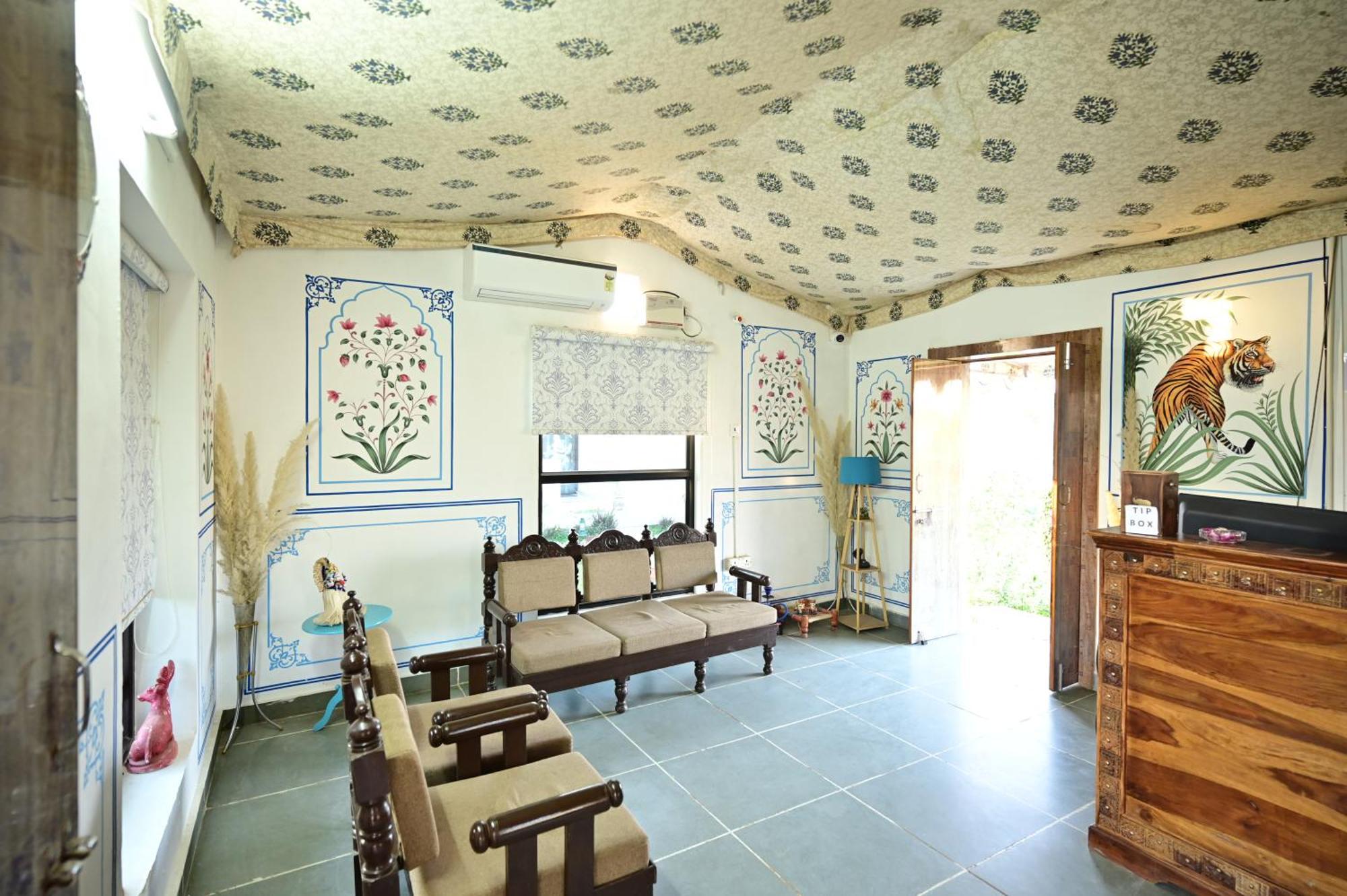 The Castle Crown - Hem Vilas Resort Ranthambhore Sawai Madhopur Exterior photo