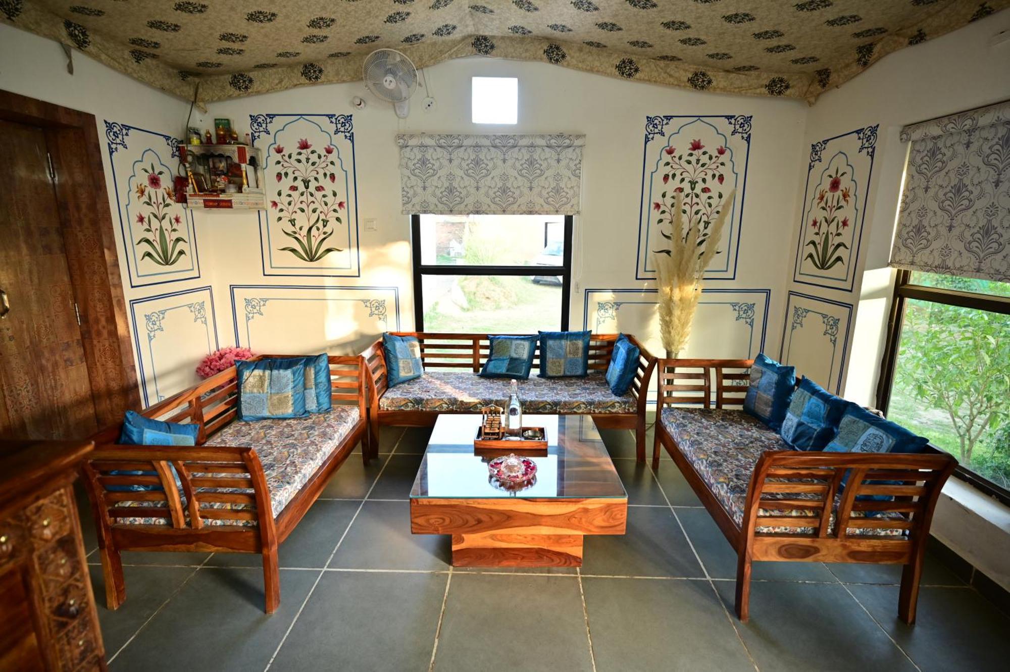 The Castle Crown - Hem Vilas Resort Ranthambhore Sawai Madhopur Exterior photo